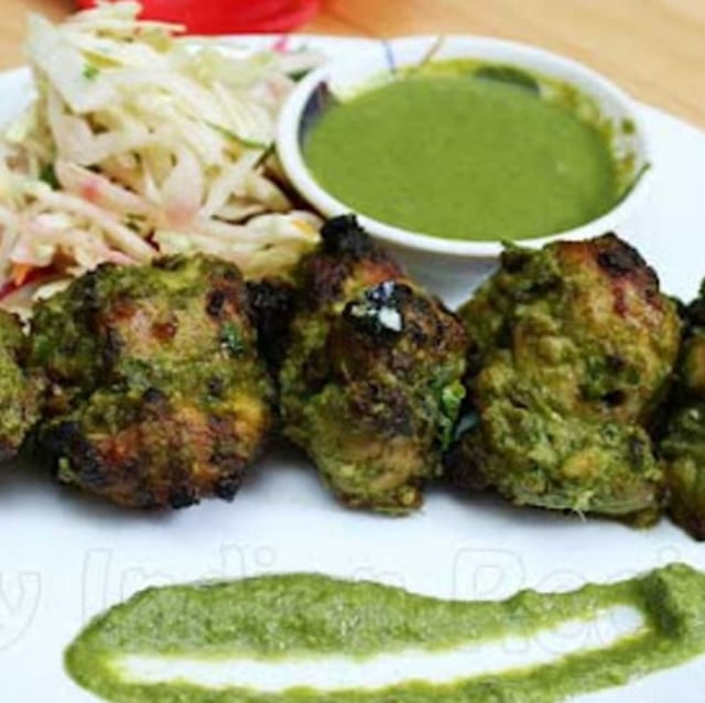 Chicken Hariyali.