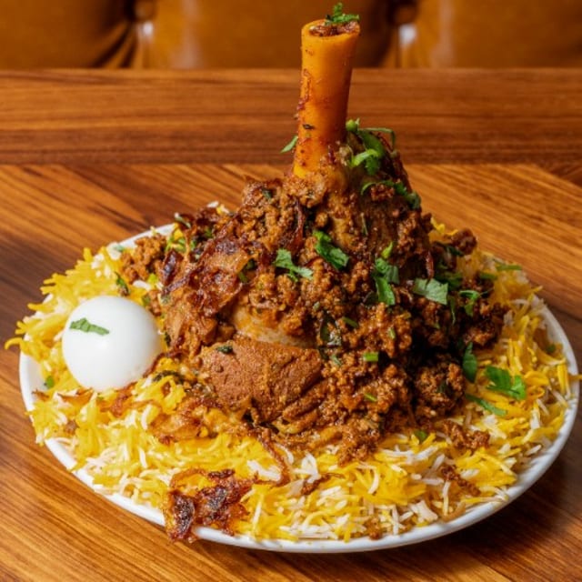 Nalli Gosht Ki Dum Biryani.